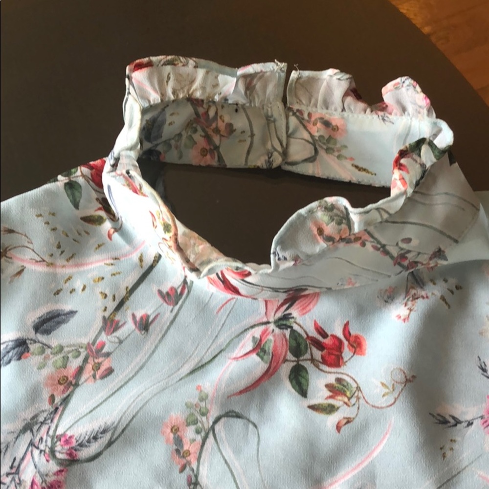 Bebe Blouse - Picture 2 of 8